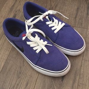 Nike shoes US men’s size 9.5